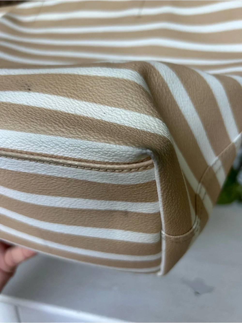 kate spade authentic kate